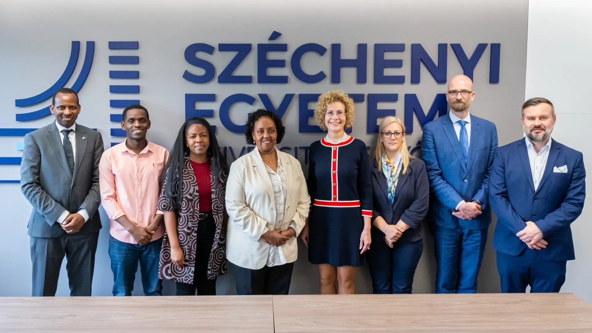 Participants of the meeting included Benedicto Nshimiyimana, Minister Counsellor at the Rwandan Embassy in Hungary; Mugisha Yvan Fabrice and Sibomasimbi Gisele, Rwandan students at Széchenyi István University; Ambassador Margueritte Francoise Nyagahura; Dr Eszter Lukács, Vice President for International Affairs and Strategic Relations; Dr Júlia Szőke, Vice Dean of the Apáczai Csere János Faculty of Humanities, Education and Social Sciences; Dr Balázs Pálvölgyi, Vice Dean of the Deák Ferenc Faculty of Law and Political Sciences; and József Kepli, Head of the Centre for International Programmes and Alumni (Photo: Máté Dudás)